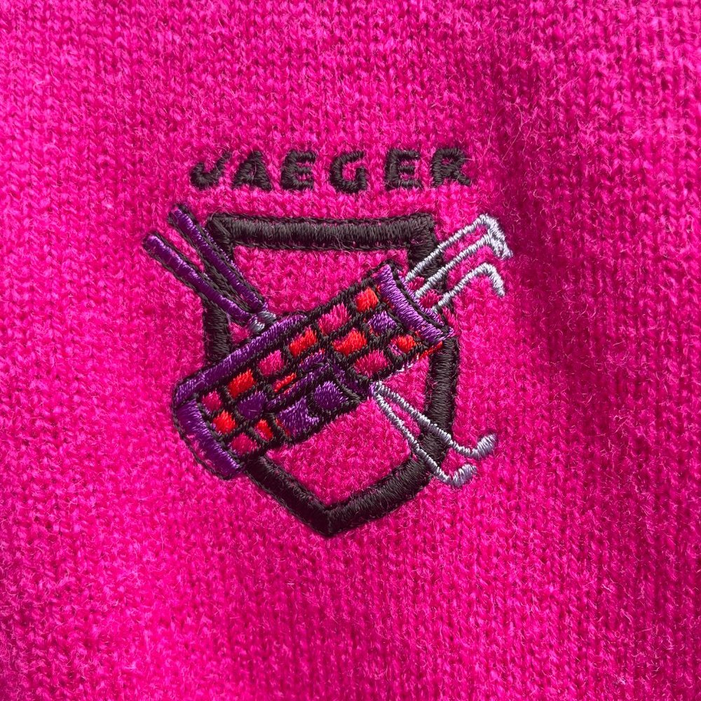 Vintage Jaeger 80s Pink V-Neck Golf Jumper, 100% Lambswool Scotland Size Large - Picture 3 of 5
